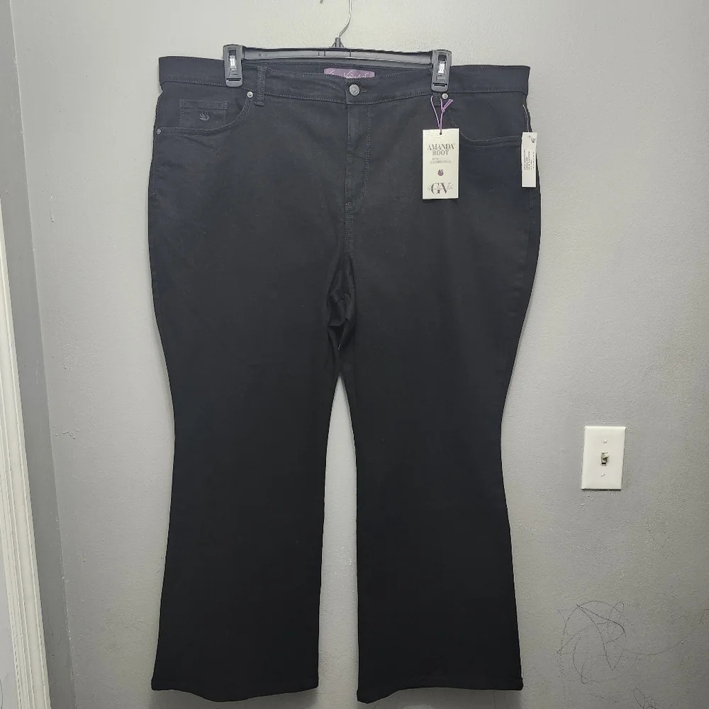 Gloria Vanderbilt women's Amanda boot cut jeans size 24WS short black new